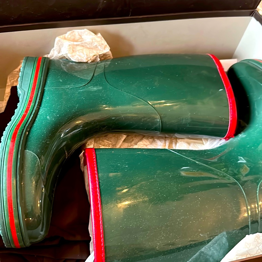 Green Men’s Gucci Never Worn Boots